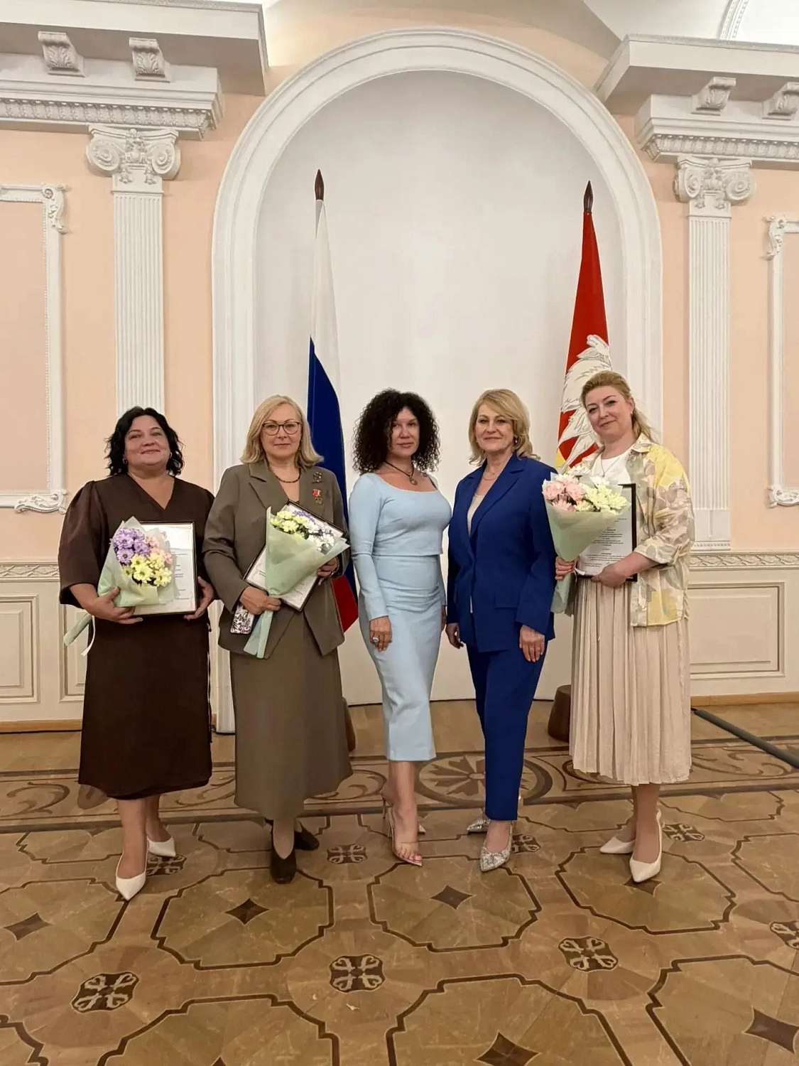 Директор Центра «Здоровье» удостоена почётной награды!