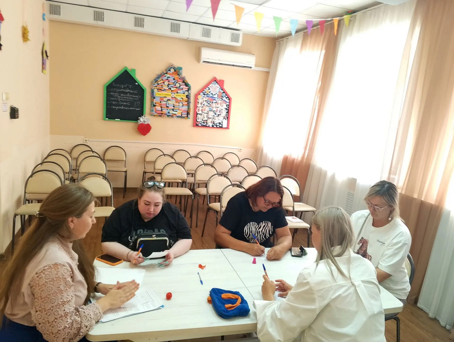 В Центре «Здоровье» прошёл тренинг «Ты да я, да мы с тобой»